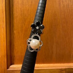 Women’s Flower Ring Blue Stones and Pearl Flower Loop Ring Size 7